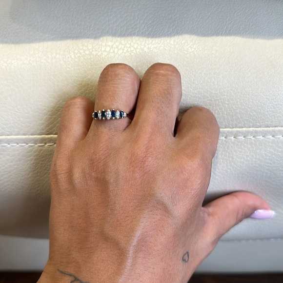 Gold sapphire and diamond ring - Picture 3 of 4